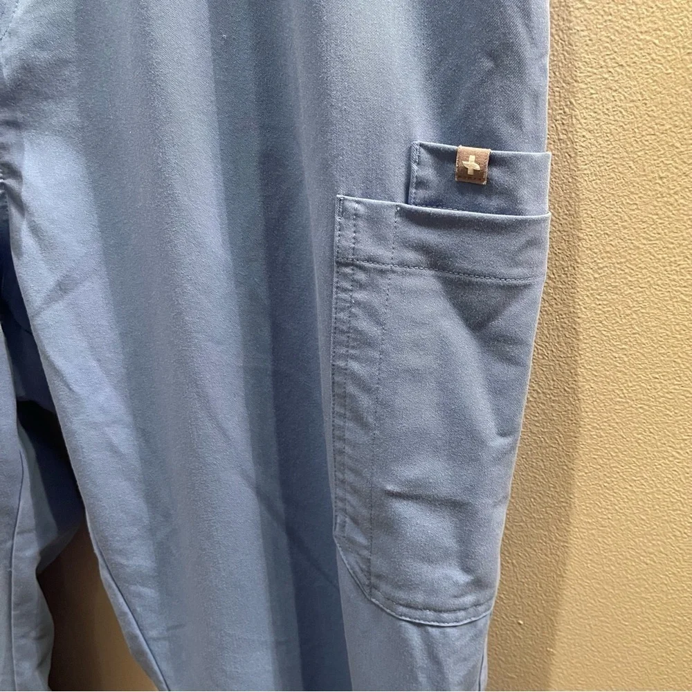 Figs Limited Edition Scrubs Yola Cargo Pants Men’s Size XL Blue TW2000R